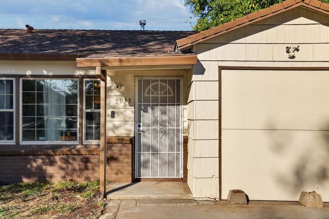 3933 Huron St, Sacramento, CA 95838