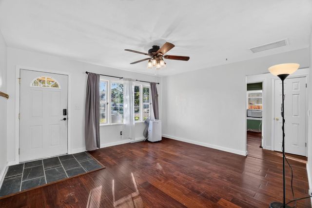 3933 Huron St, Sacramento, CA 95838