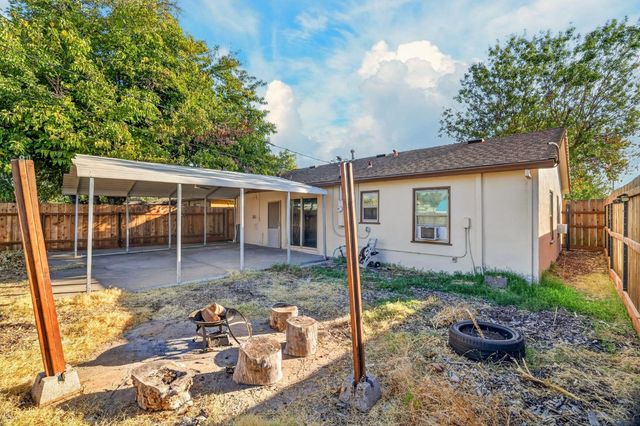 3933 Huron St, Sacramento, CA 95838