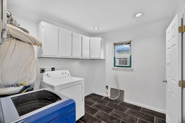 3933 Huron St, Sacramento, CA 95838