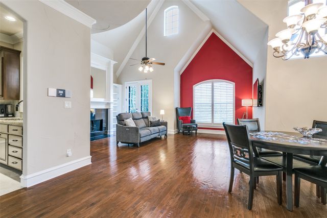 800 Rockingham Drive, Irving, TX 75063