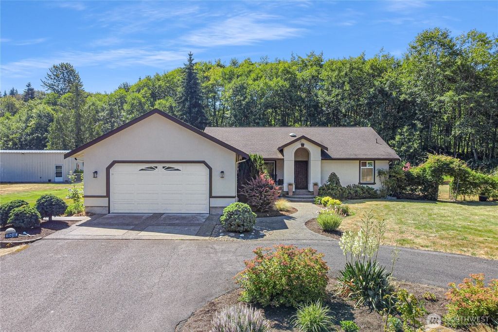 2840 Equus Ridge Lane SW, Tenino, WA 98589