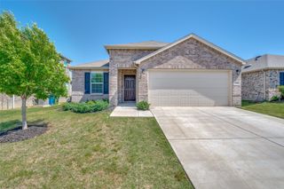 1137 Vernon Drive, Aubrey, TX 76227