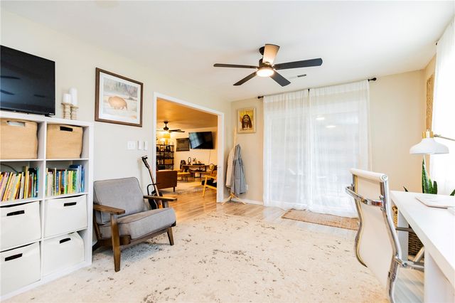 1307 W Banz Road, Rogers, AR 72758