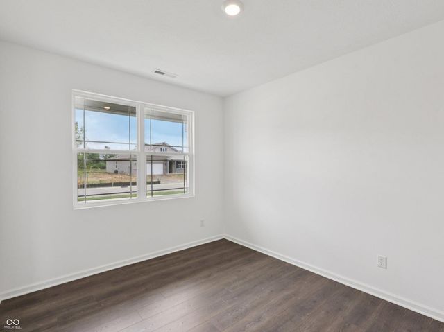 50 Benfield Drive, Whiteland, IN 46184