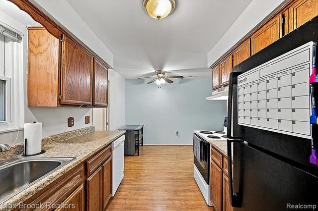 37958 Dor Sal Drive, Sterling Heights, MI 48312