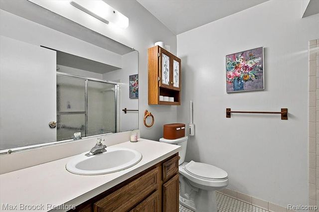 37958 Dor Sal Drive, Sterling Heights, MI 48312