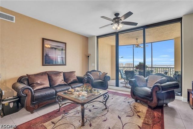 5781 Cape Harbour DR 1301, Cape Coral, FL 33914