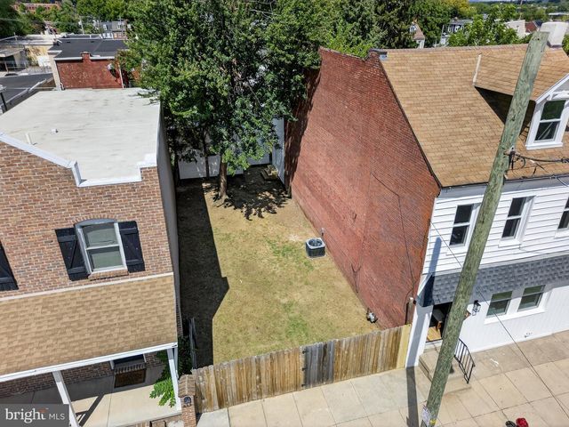 623 E CHESTNUT ST, Lancaster, PA 17602