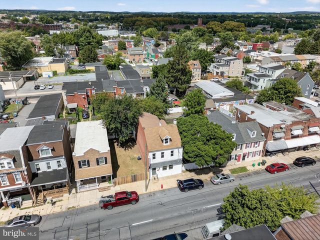 623 E CHESTNUT ST, Lancaster, PA 17602
