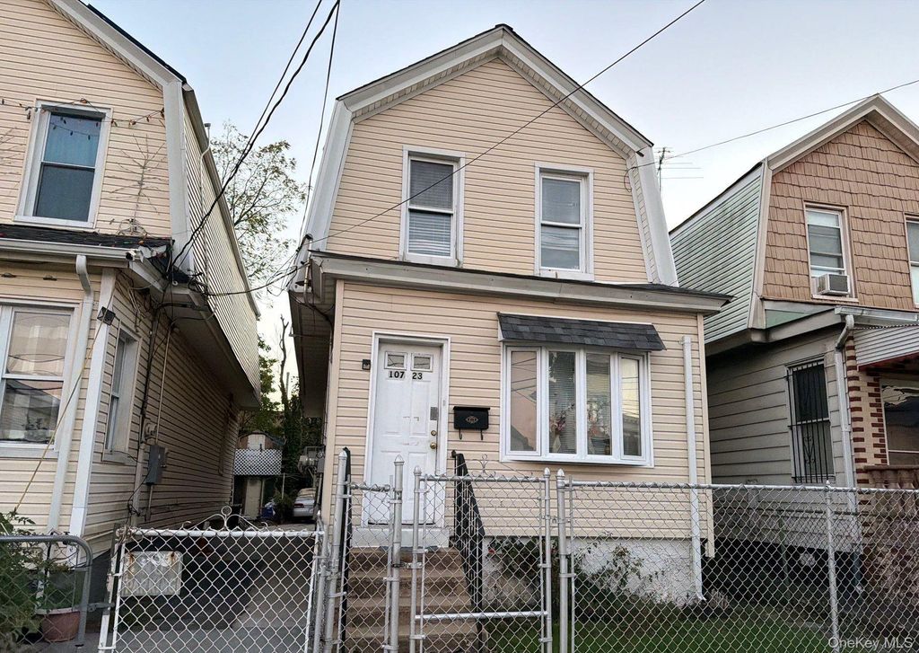 107-23 Union Hall Street, Jamaica, NY 11433 — exterior