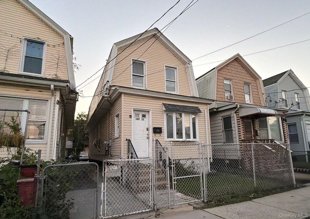107-23 Union Hall Street, Jamaica, NY 11433 — photo 3