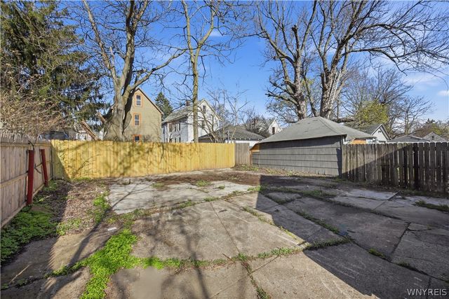 350 Northumberland Avenue, Buffalo, NY 14215