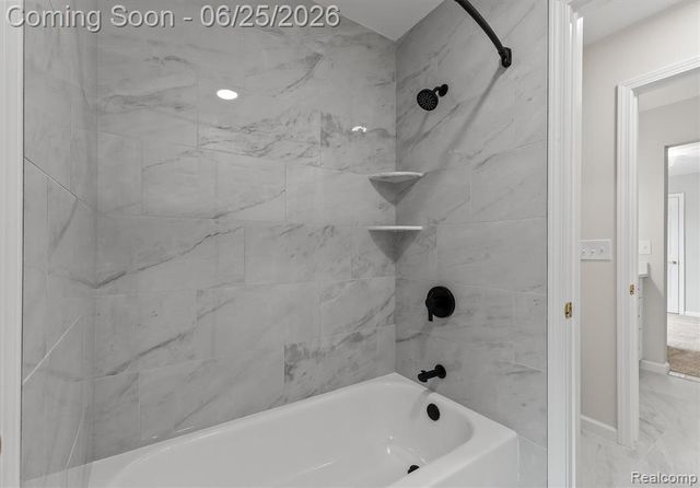 3612 Sleepy Fox Drive, Rochester Hills, MI 48309