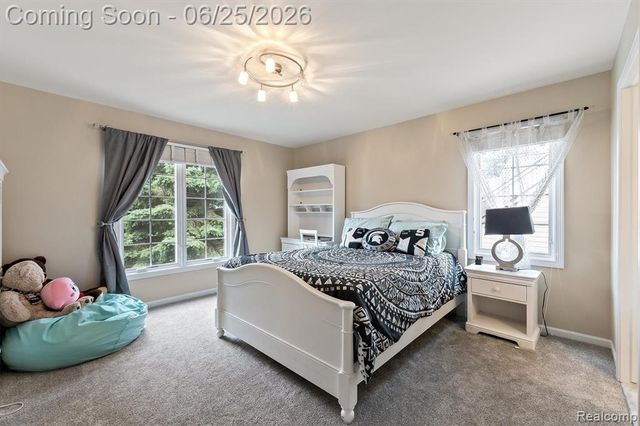 3612 Sleepy Fox Drive, Rochester Hills, MI 48309