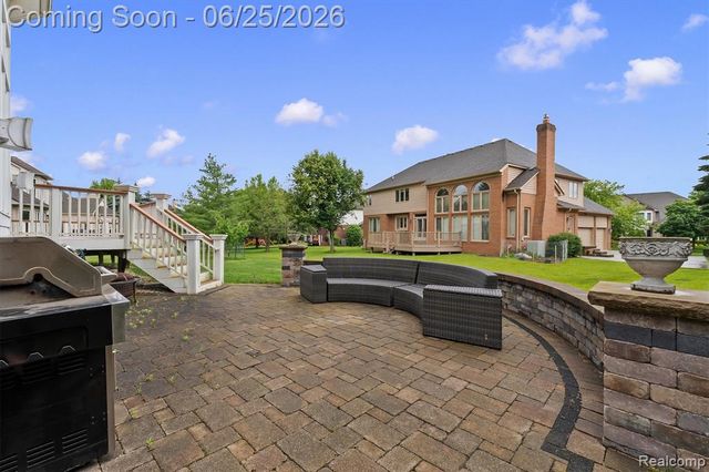 3612 Sleepy Fox Drive, Rochester Hills, MI 48309