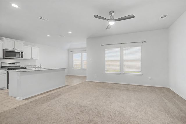 724 Basteen Lane, Justin, TX 76247