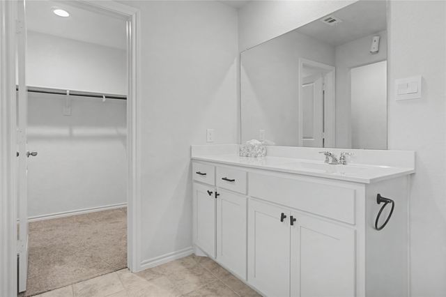 724 Basteen Lane, Justin, TX 76247