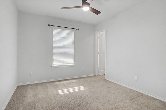 724 Basteen Lane, Justin, TX 76247