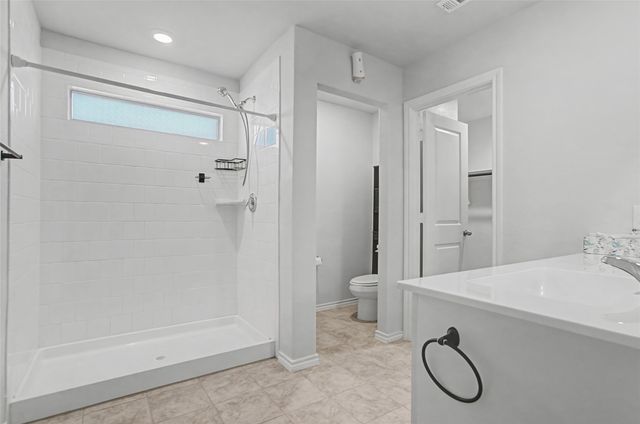 724 Basteen Lane, Justin, TX 76247