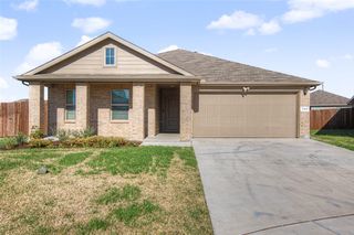 724 Basteen Lane, Justin, TX 76247