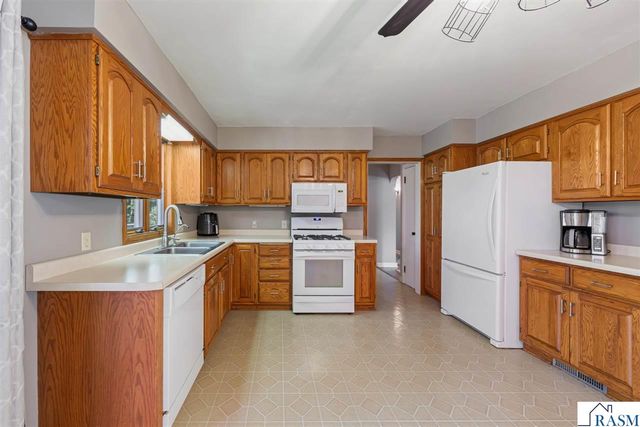 116 Ridgely Road, Mankato, MN 56001
