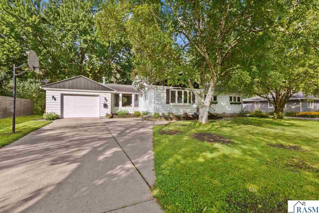 116 Ridgely Road, Mankato, MN 56001