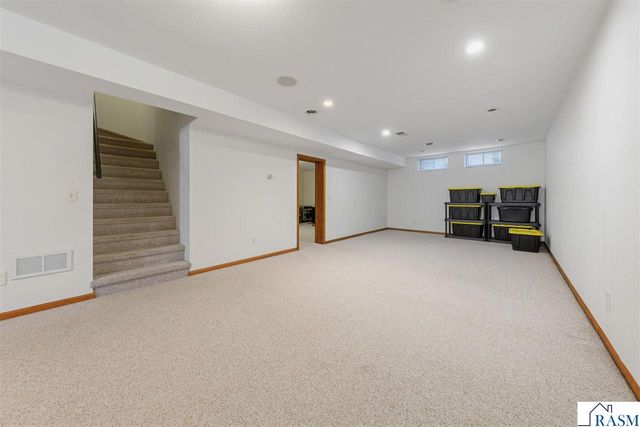 116 Ridgely Road, Mankato, MN 56001