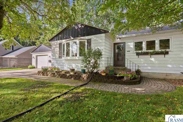 116 Ridgely Road, Mankato, MN 56001