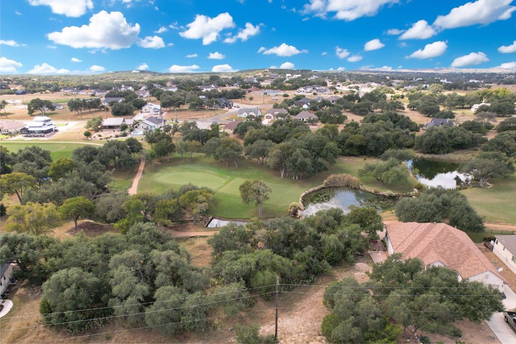 204 Jeff Vaughn, Blanco, TX 78606