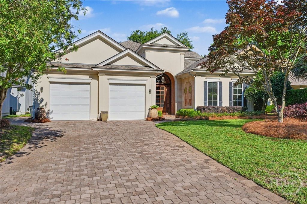 Image 1 of property listing at 33 Cabbage Crossing, Savannah, GA 31411