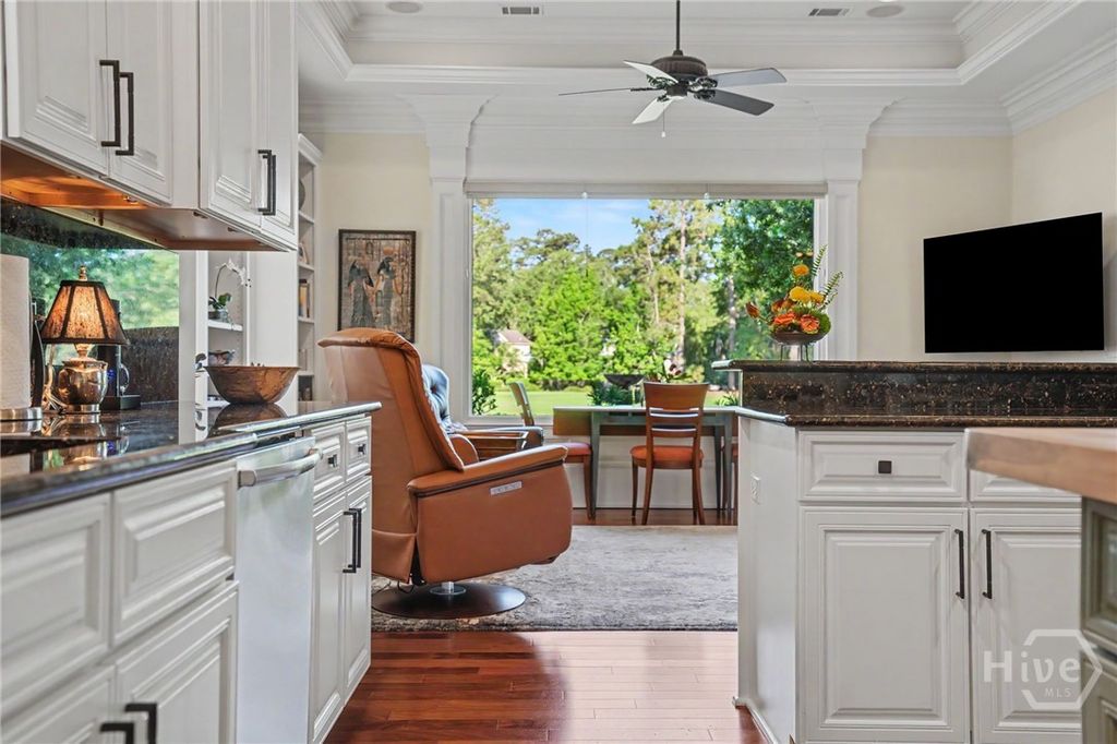 Image 14 of property listing at 33 Cabbage Crossing, Savannah, GA 31411