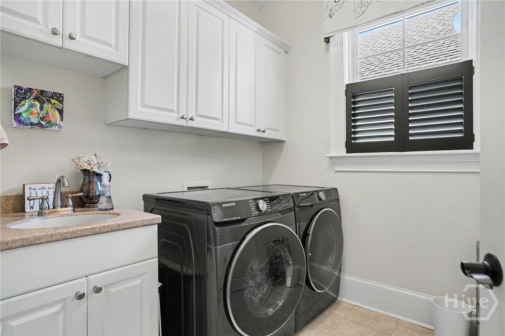 Image 19 of property listing at 33 Cabbage Crossing, Savannah, GA 31411