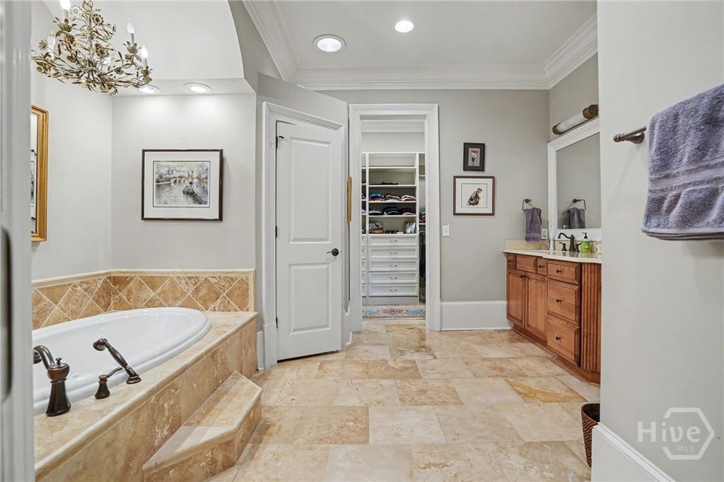 Image 22 of property listing at 33 Cabbage Crossing, Savannah, GA 31411