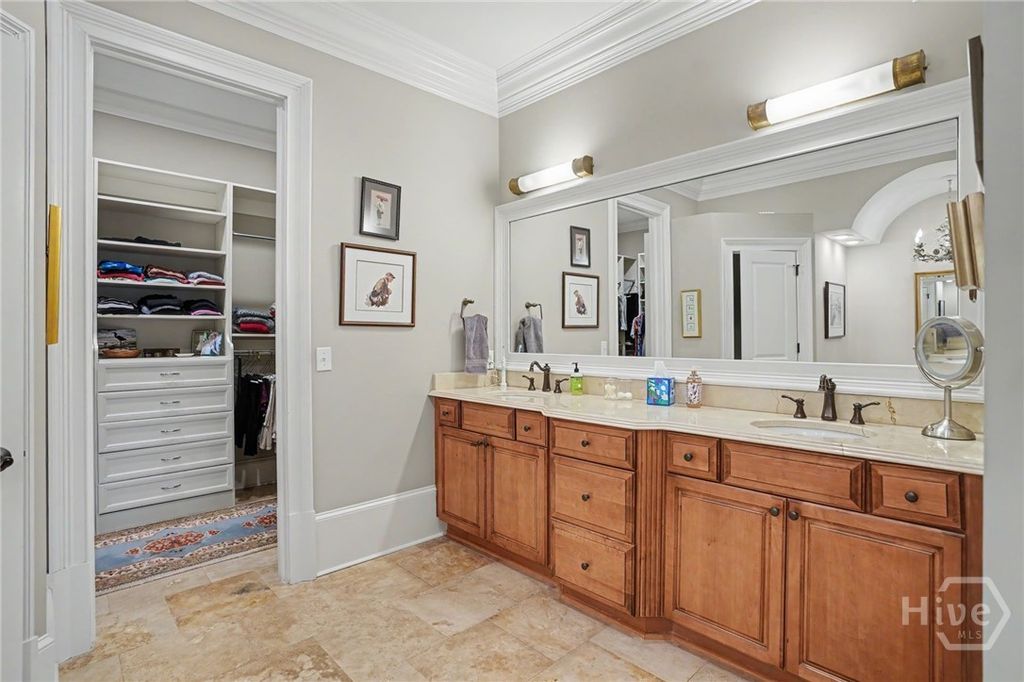 Image 23 of property listing at 33 Cabbage Crossing, Savannah, GA 31411