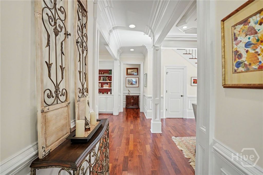 Image 8 of property listing at 33 Cabbage Crossing, Savannah, GA 31411