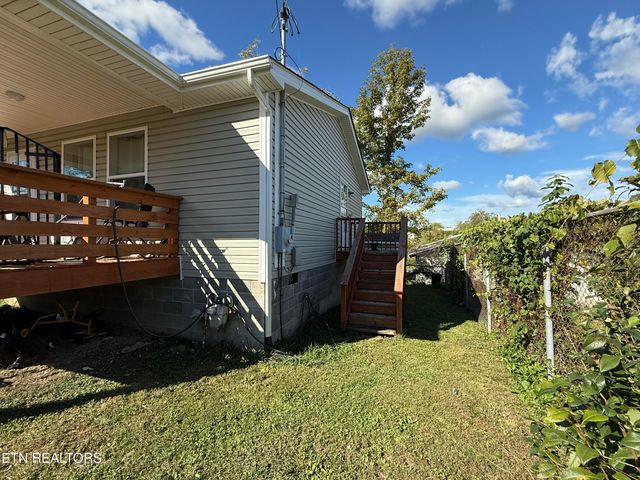 7913 Morgan Co Hwy, Sunbright, TN 37872