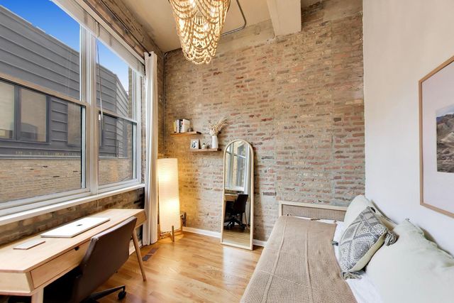 1235 W George Street 106, Chicago, IL 60657