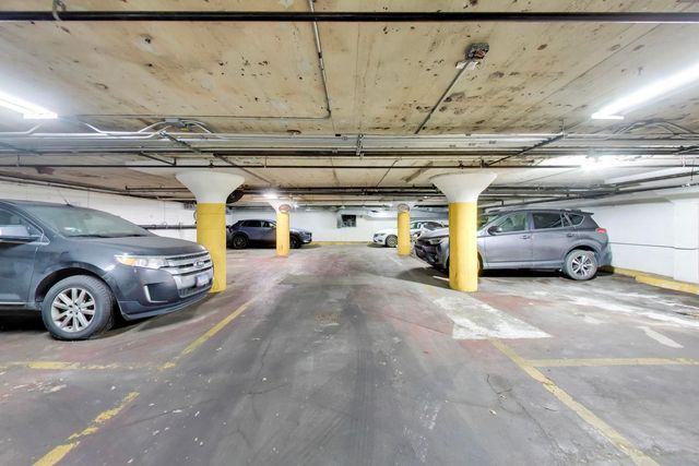 1235 W George Street 106, Chicago, IL 60657