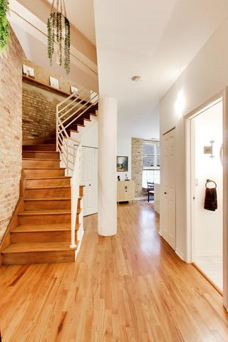 1235 W George Street 106, Chicago, IL 60657