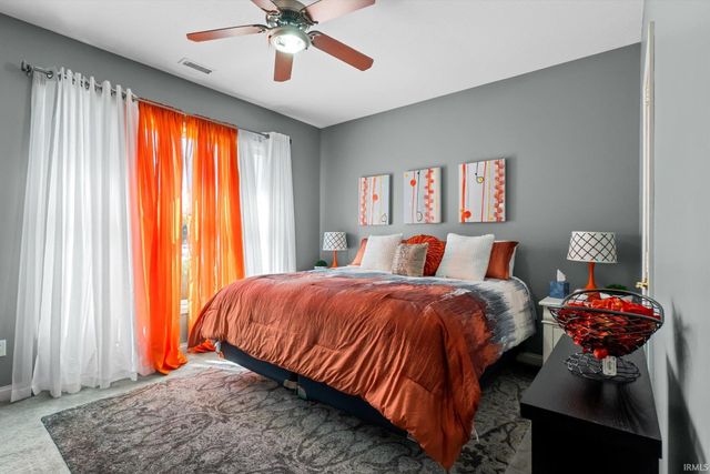 5813 Wayne Trace, Fort Wayne, IN 46816