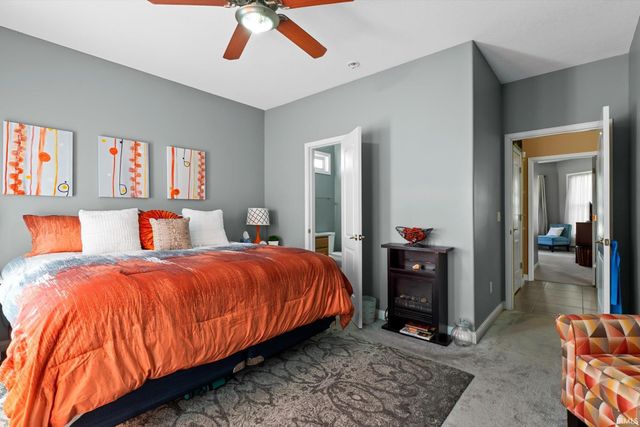 5813 Wayne Trace, Fort Wayne, IN 46816