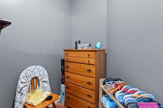 5813 Wayne Trace, Fort Wayne, IN 46816