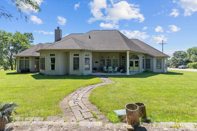 5813 Wayne Trace, Fort Wayne, IN 46816
