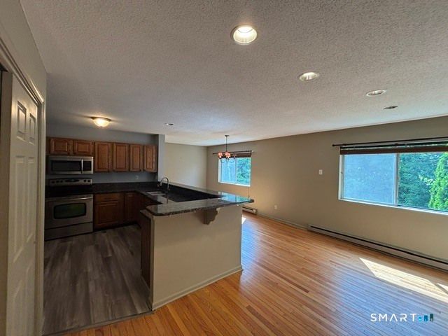187 Lovers Lane 57, Torrington, CT 06790