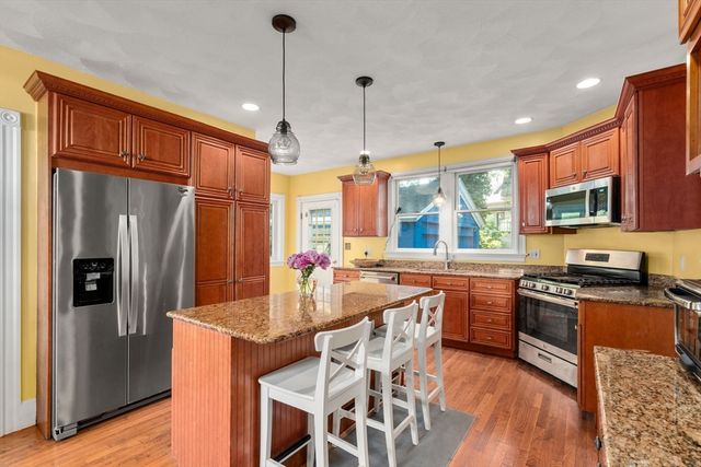 9 Sheridan Road, Swampscott, MA 01907