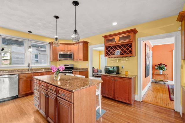 9 Sheridan Road, Swampscott, MA 01907