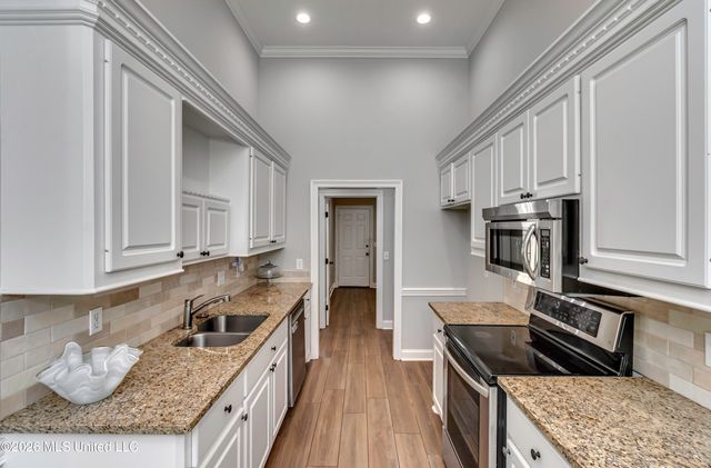 504 Wildberry Drive, Pearl, MS 39208