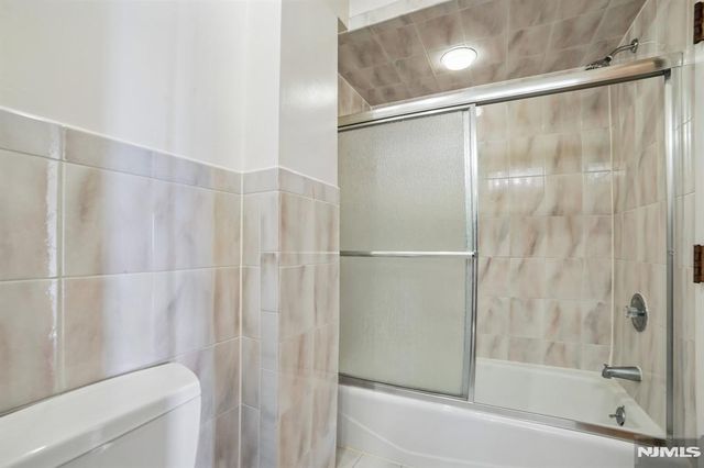 364 PALISADE Avenue 5E, Cliffside Park, NJ 07010