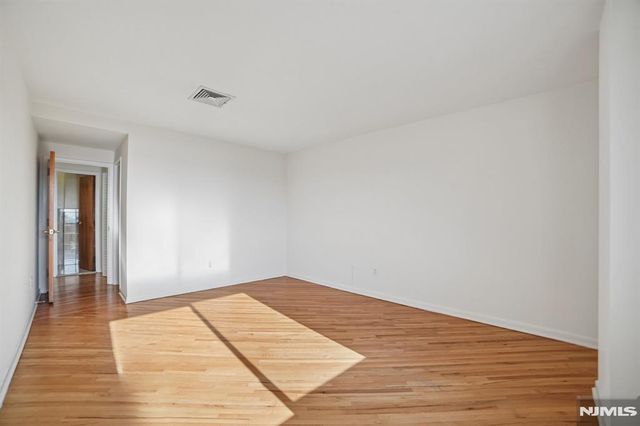 364 PALISADE Avenue 5E, Cliffside Park, NJ 07010